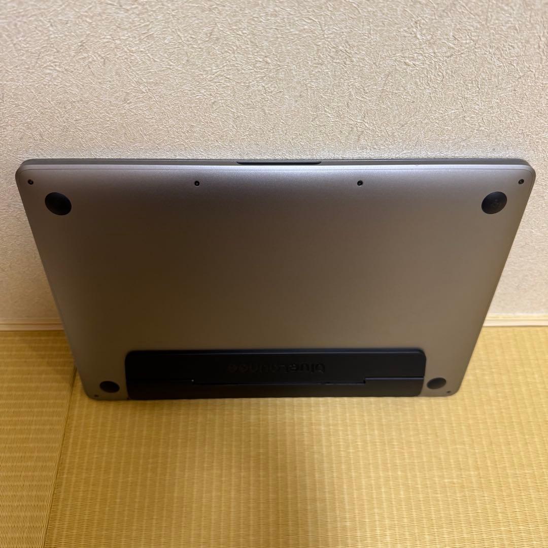MacBook本体 MacBook Pro 13-inch 2020 8GB / SSD 256GB