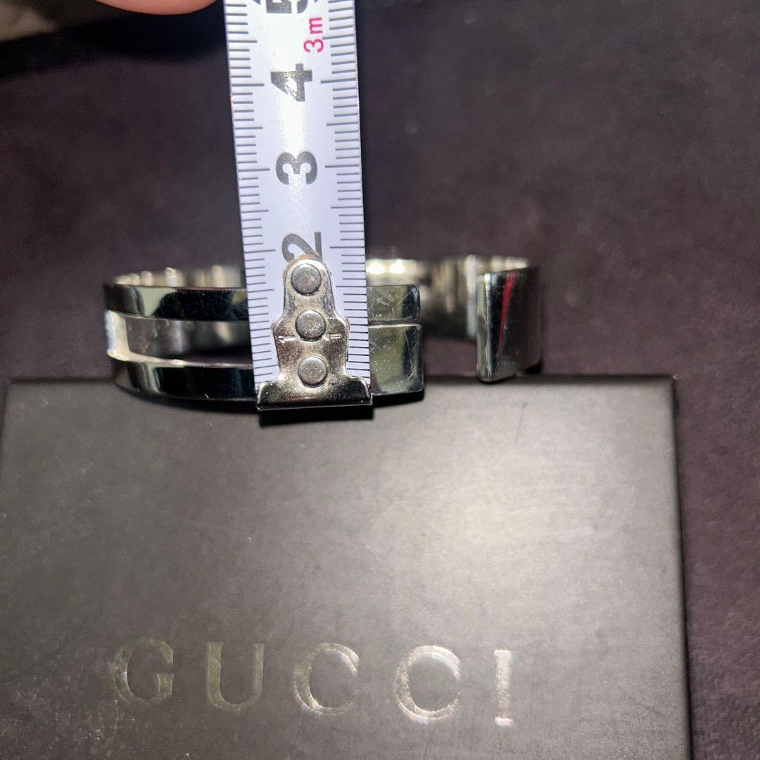 GUCCI シルバー　バングル