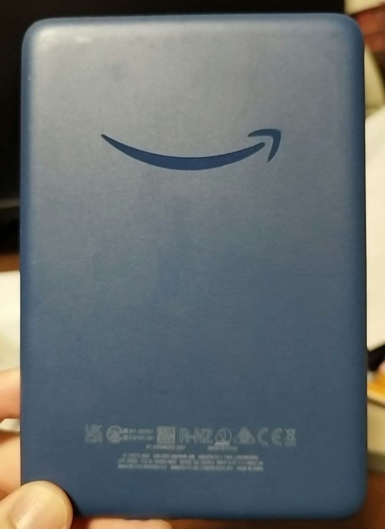 Amazon Kindle 11世代 16GB ブルー 広告なし　6インチ