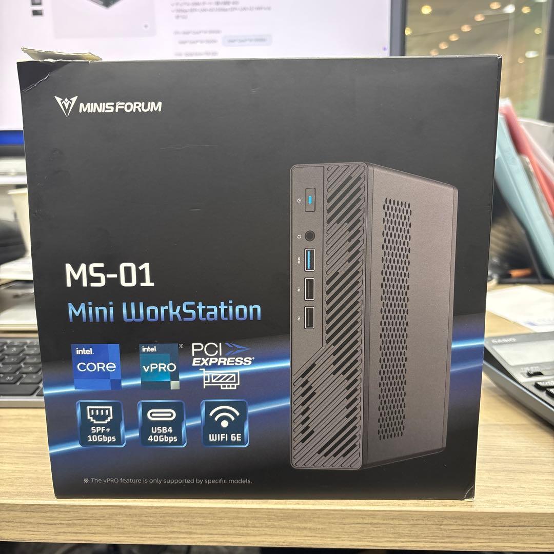 MINISFORUM MS-01 ミニPC