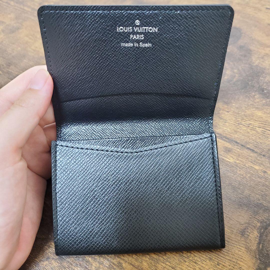 Louis Vuitton ルイヴィトン タイガ 黒 カードケース　名刺ケース