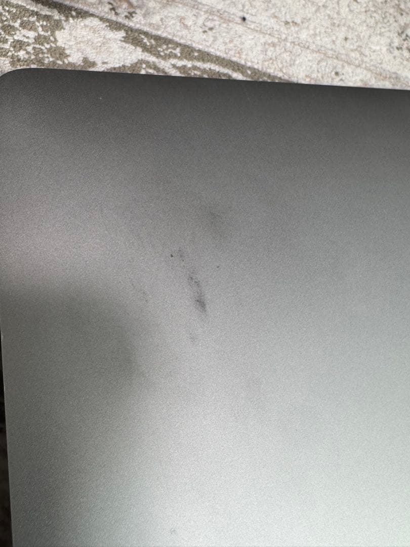 Apple MacBook Air 13インチ シルバー