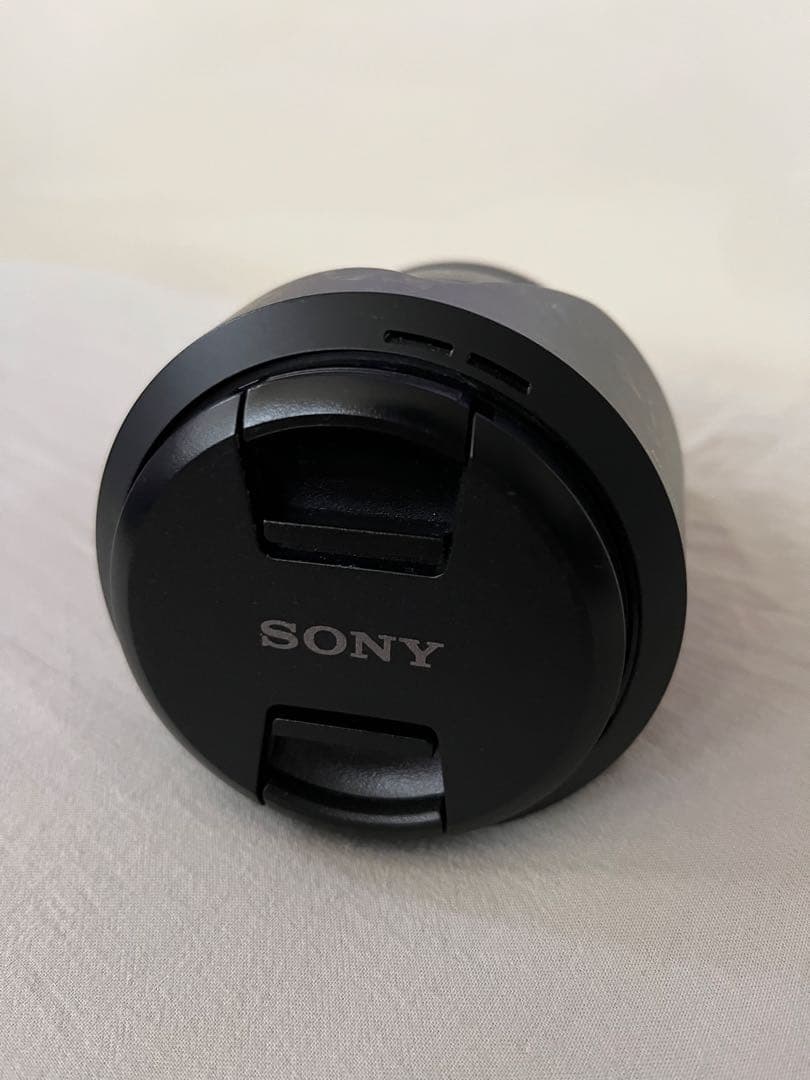 Sony FE 3.5-6.3/24-240 OSS ズームレンズ