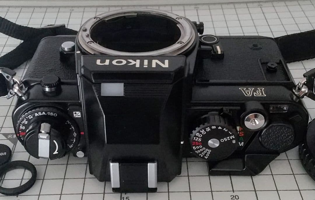 ニコン FA フィルム一眼レフカメラ