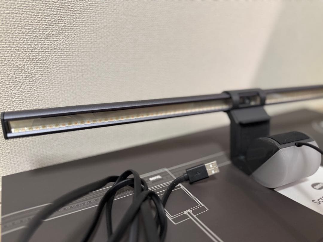 【美品】BenQ ScreenBar Halo LEDデスクライト