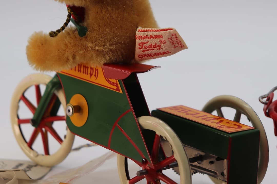 Teddy Bear with Tricycle Tucker＆Walther
