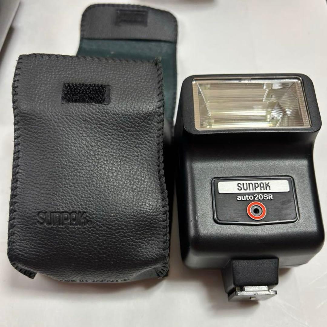 Nikon カメラ等レンズ3本付き