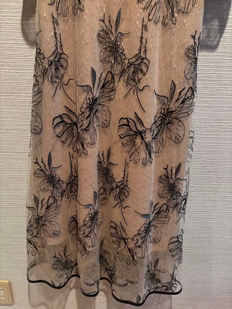 leja パーティドレス　ベージュ　S