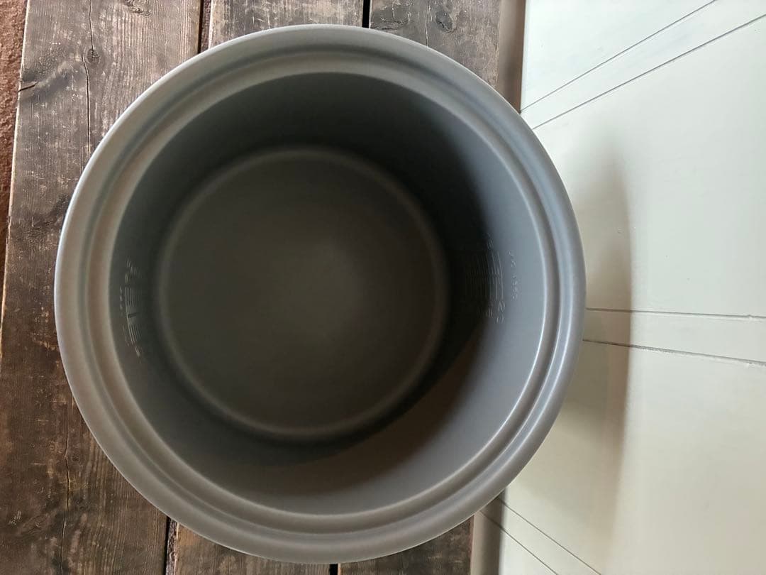 業務用　TIGER 炊飯ジャー　品番JNO-A360 色ステンレスXS 100v