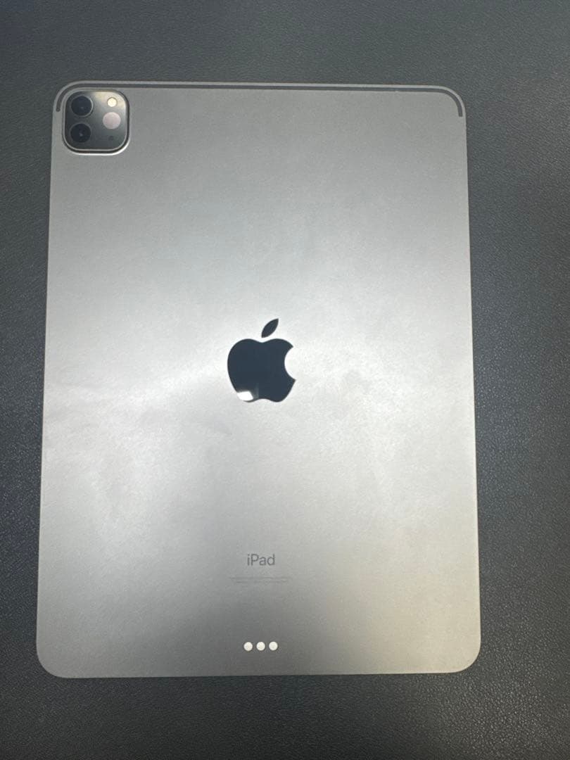 k*u様 Apple iPad Pro 11インチ 3rdGenスペースグレー