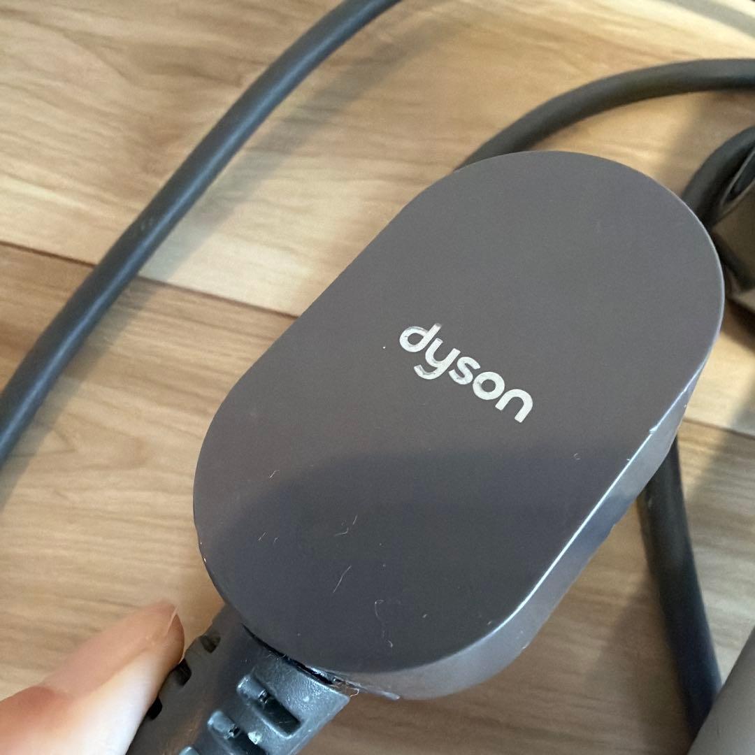 Dyson supersonic ヘアドライヤー HD02 1200W