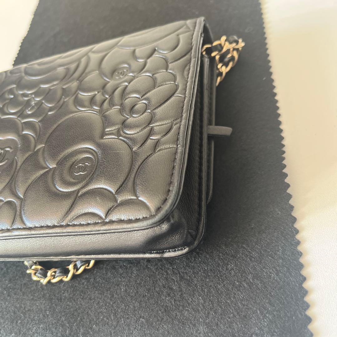 【匂いなし】シャネル/チェーンウォレット/カメリア/ギャランティカード付/表参道