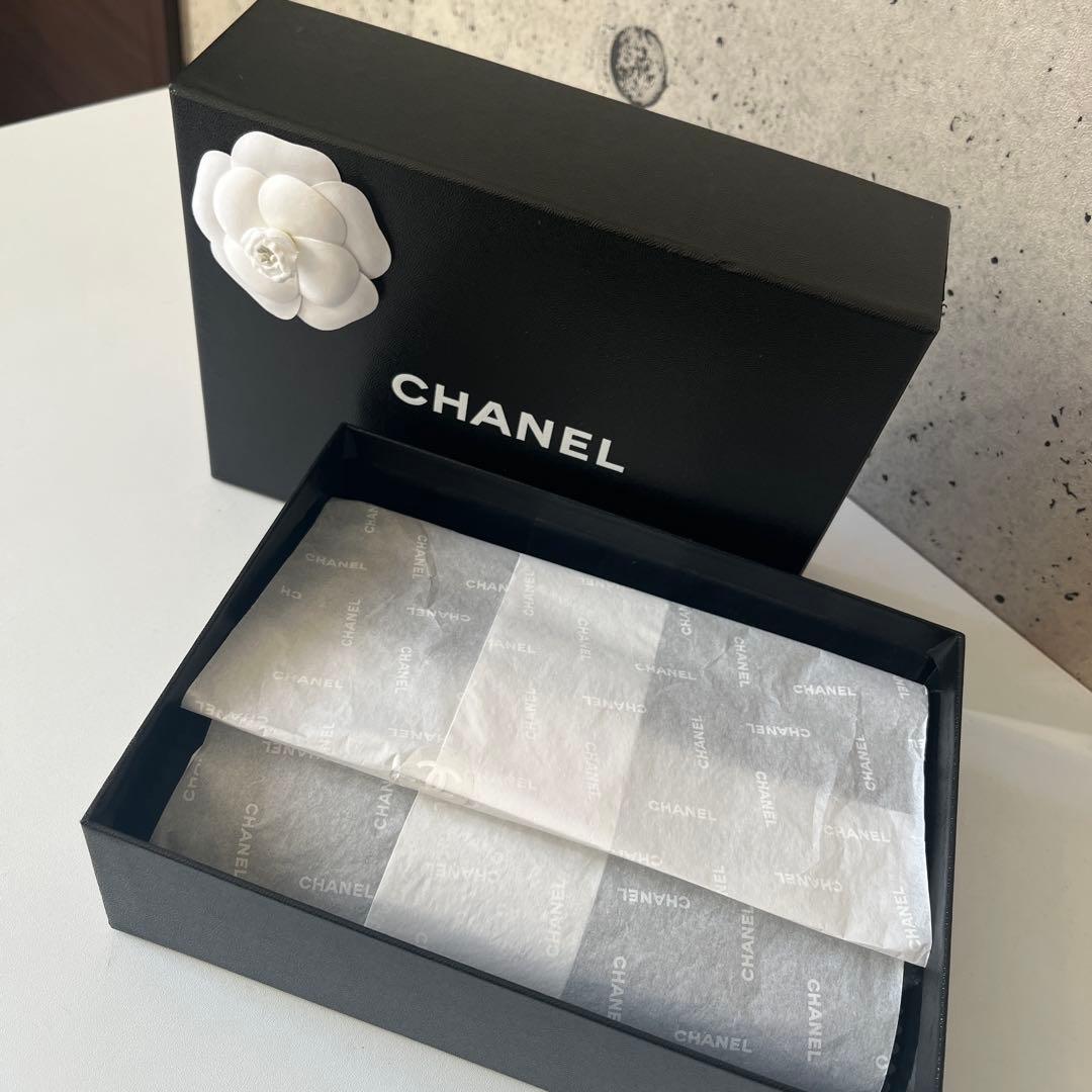 【匂いなし】シャネル/チェーンウォレット/カメリア/ギャランティカード付/表参道