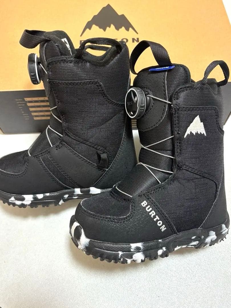 美品！BURTON BOA 子ども用スノーボードブーツ　17.5 18.5センチ