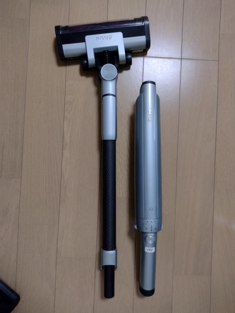 シャーク★コードレスクリーナー★LC501JGY★バッテリー新品と同等★