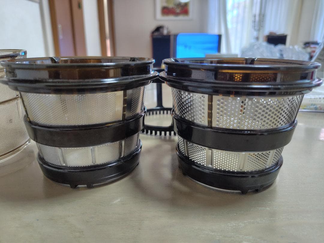 ヒューロムHurom スロー ジューサー H-AA-RBA17 フェラーリレッド