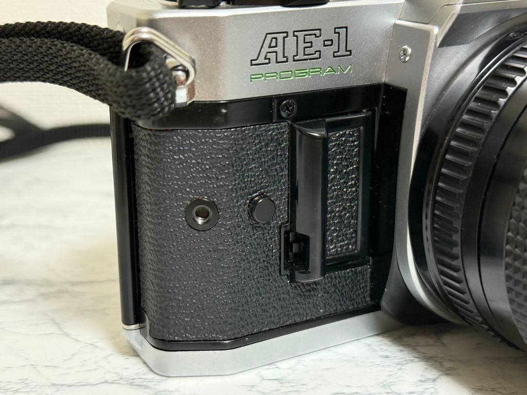 Canon AE-1 Program フィルムカメラ レンズ付き