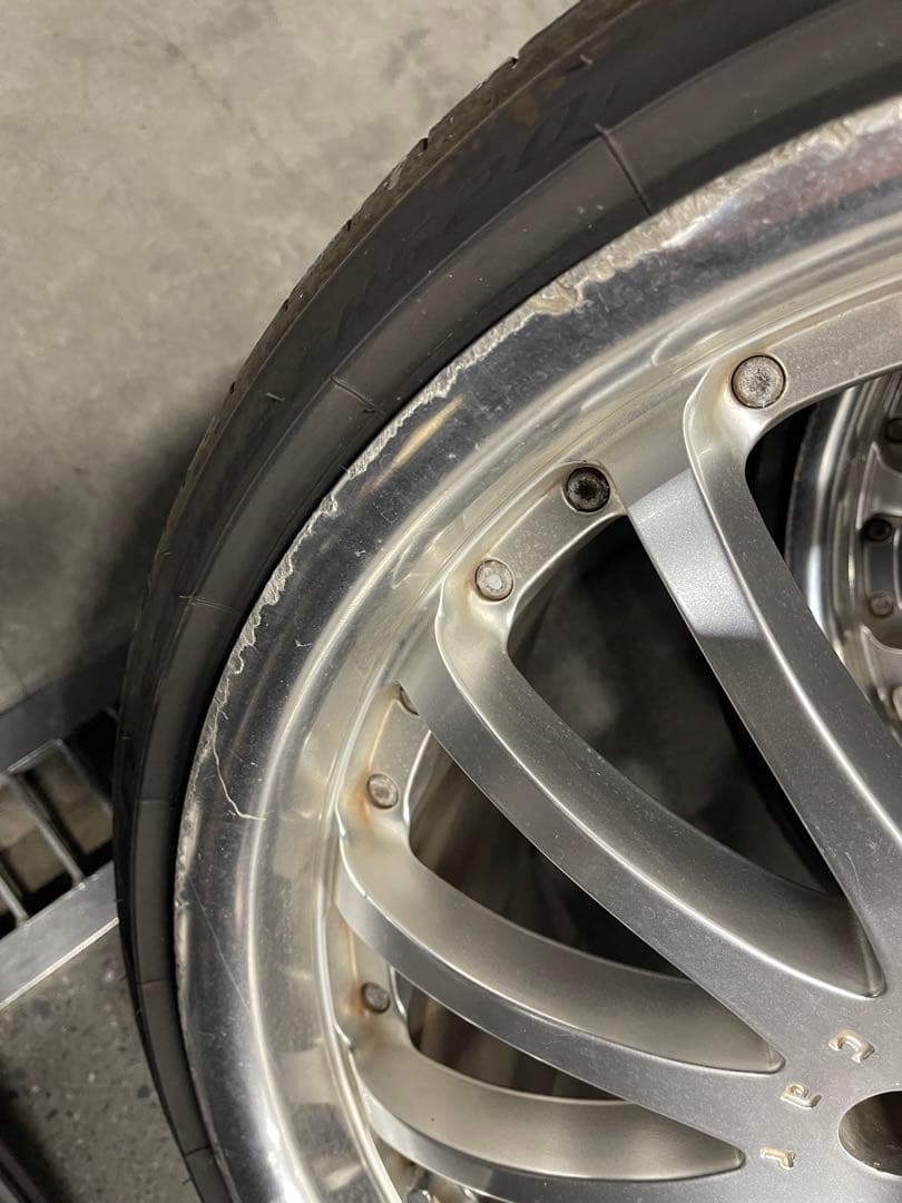 カールソン1/10 20インチ