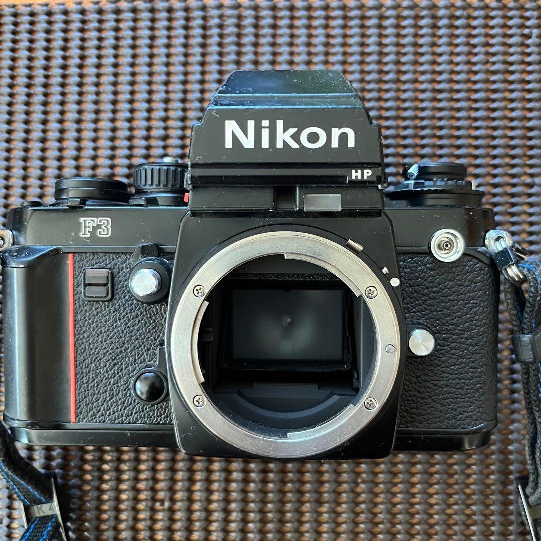 Nikon F3 HP（専用革ケース、ストラップ付）