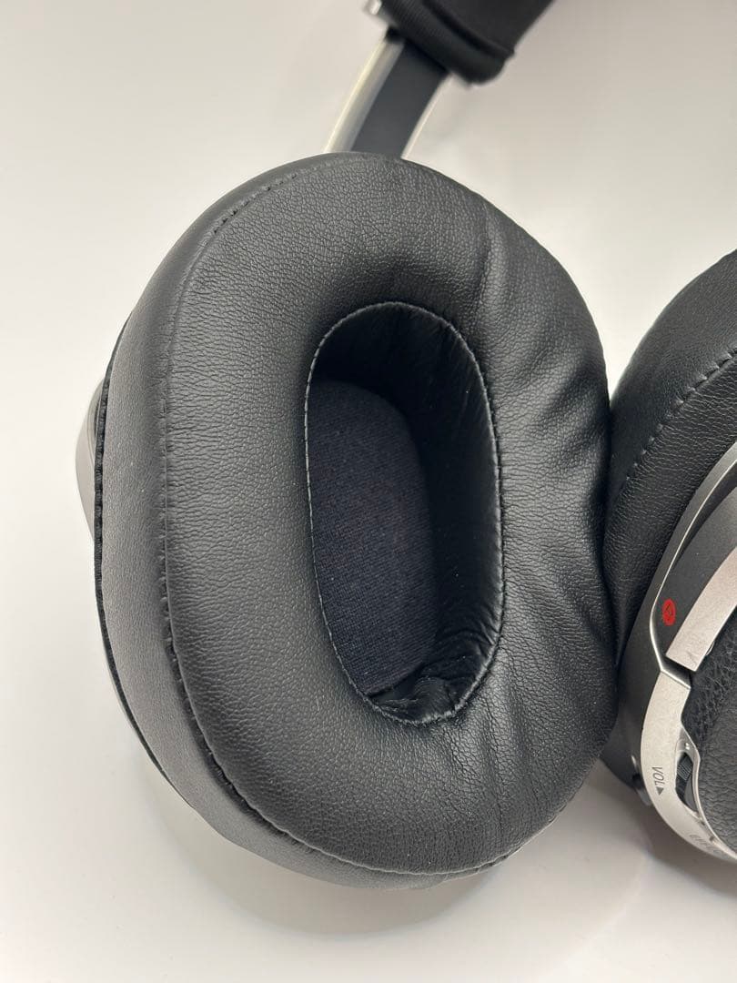 SONY ワイヤレスヘッドホン MDR-HW700DS