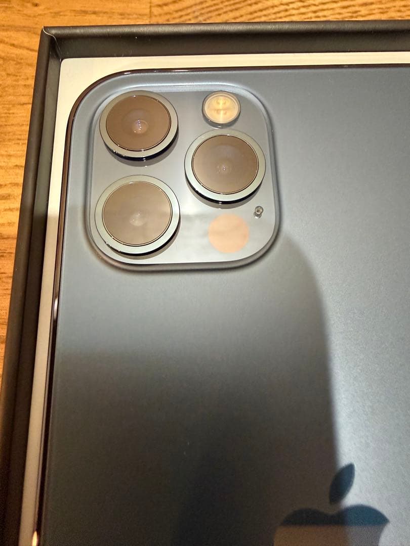 極美品Apple iPhone 12 Pro 256GB パシフィックブルー