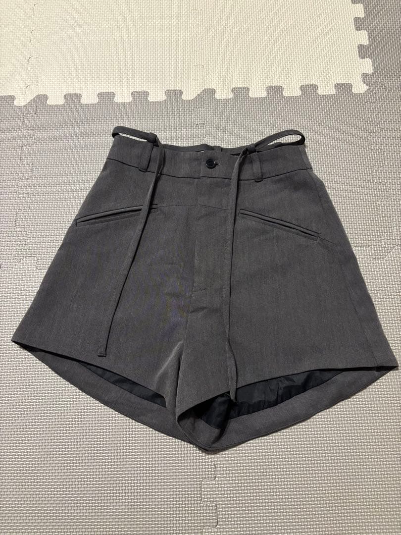 パンツ melt the lady slope strap short pants