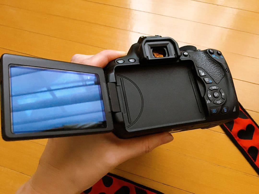 デジタルカメラ Canon EOSkiss 7i