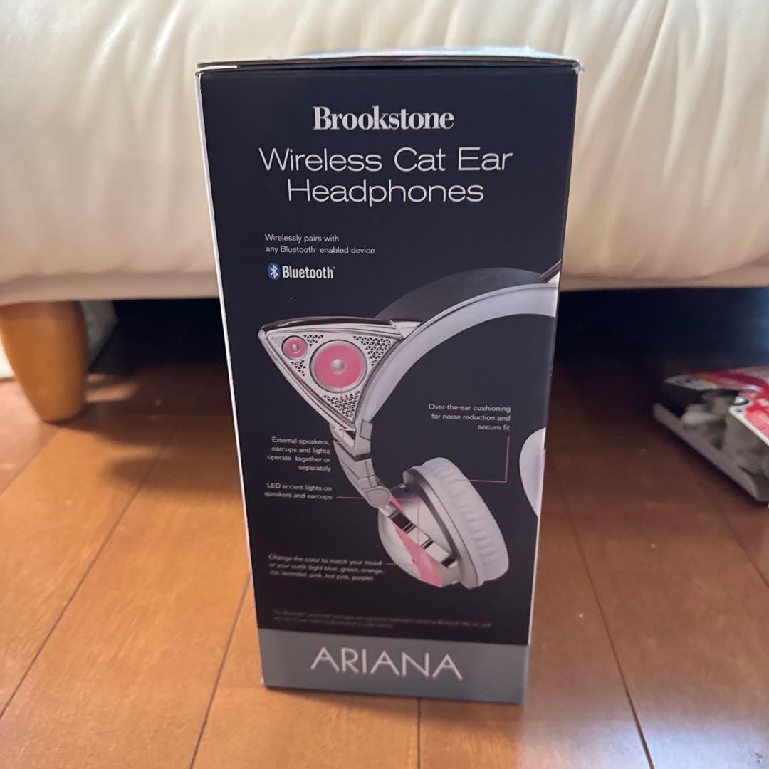 Brookstone Ariana ワイヤレス猫耳ヘッドフォン 限定版