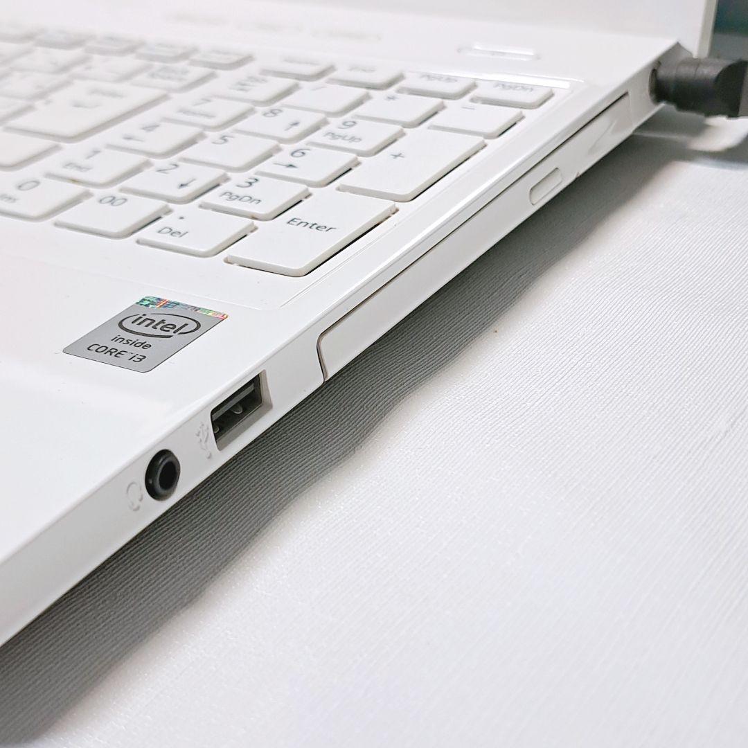 I92 富士通ノートパソコン i3/1000GB Windows11 ブルーレイ