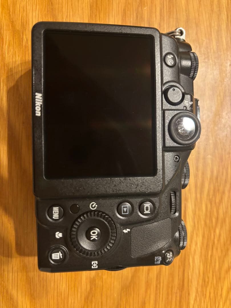 デジタルカメラ Nikon Coolpix P7000