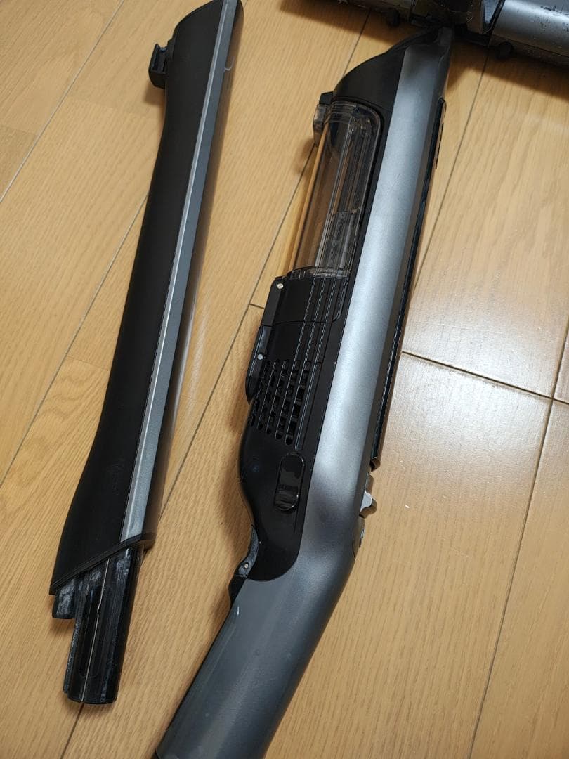 シャーク★コードレスクリーナー★CS401JGR★バッテリーの状態良好