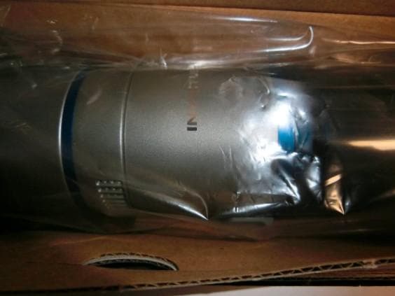 ★未使用 【5年保証】 掃除機 コードレス ハンディインビクタスワン 特別セット