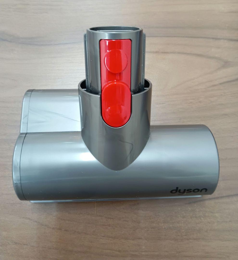 動作確認済　Dyson コードレス掃除機　V8 各種アタッチメント付き　家電