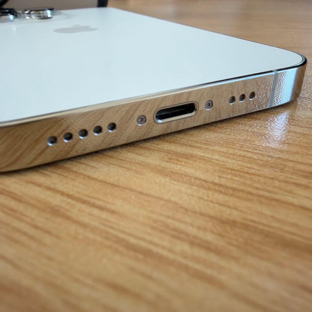 Apple iPhone 13Pro 256GB ケース付