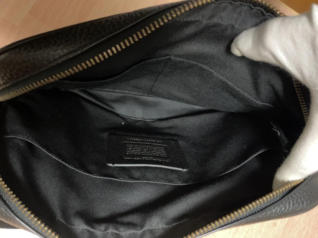 コーチ 本革 レザー ショルダーバッグ ブラック 黒 メンズ レディース