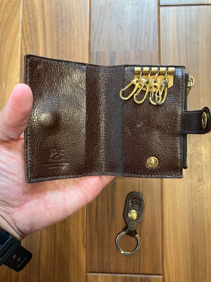 IL BISONTE イルビゾンテ キーケース パース ダークブラウン