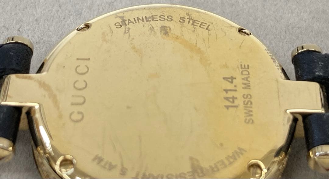 GUCCIグッチ ディアマンティッシマ 141.4 シェル文字盤 腕時計 不動
