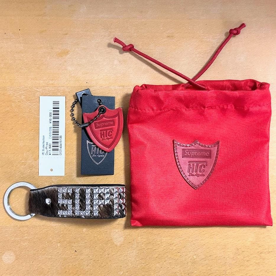 【リボルバー】Supreme×HTC スタッズキーチェーン Cow