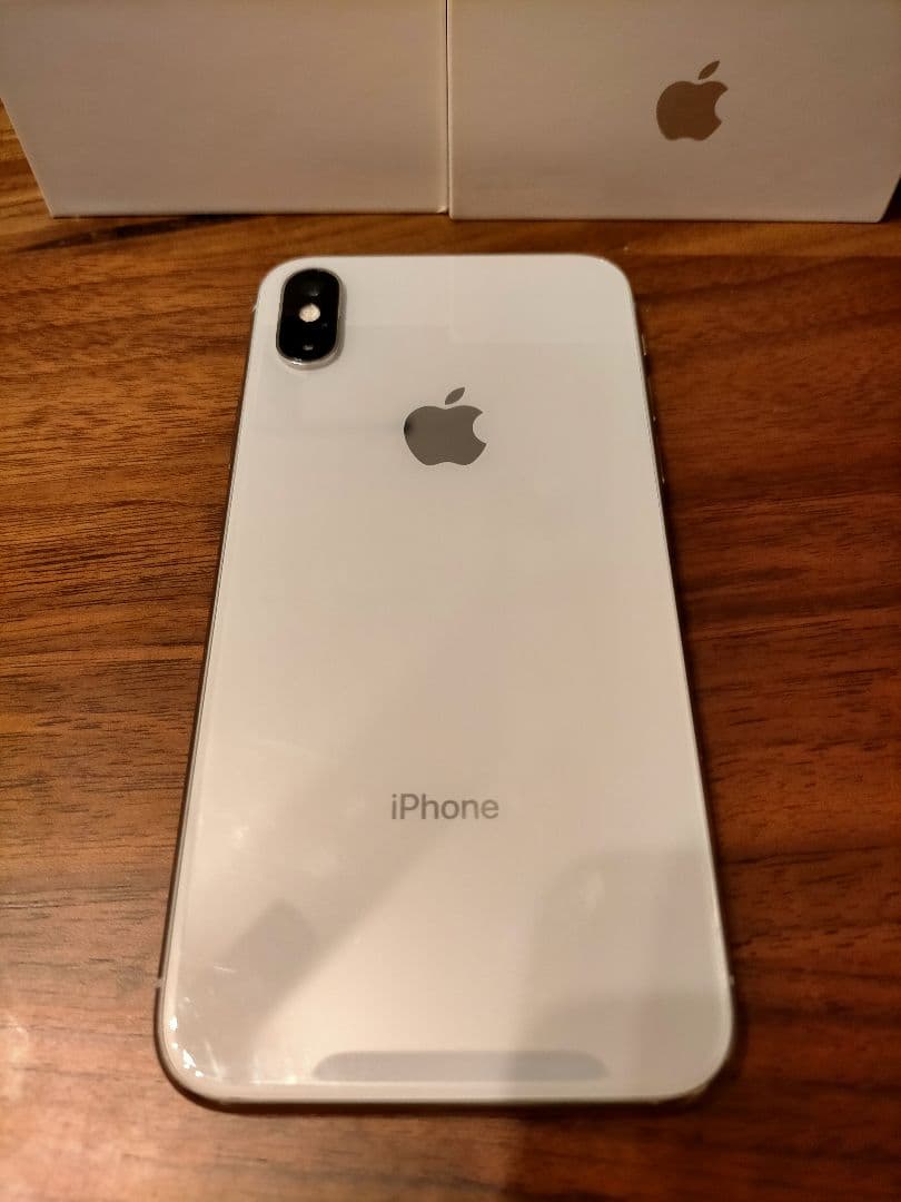Apple iPhone X シルバー 本体 64GB バッテリー 100%
