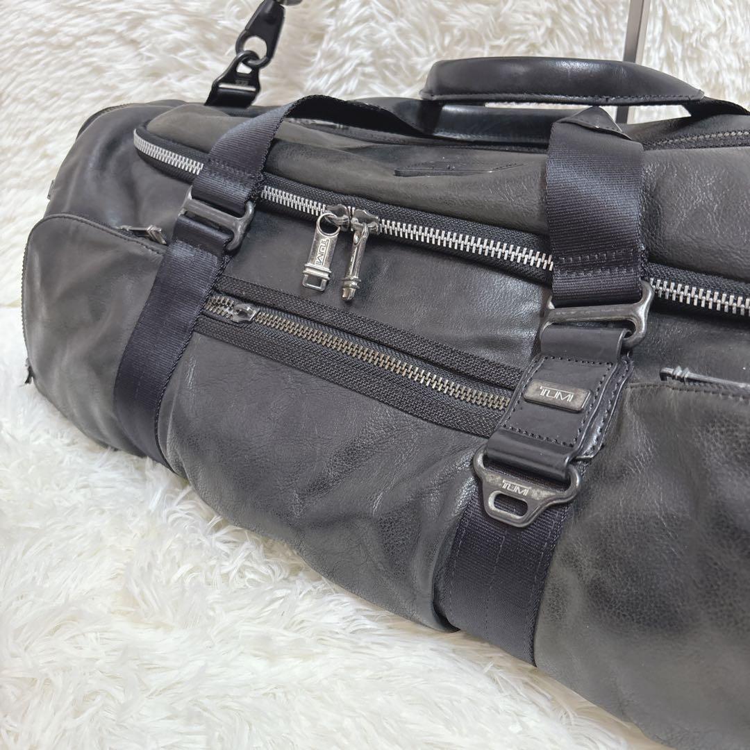 TUMI トゥミ レザー ボストンバッグ トラベル ビジネス 出張 仕事 旅行