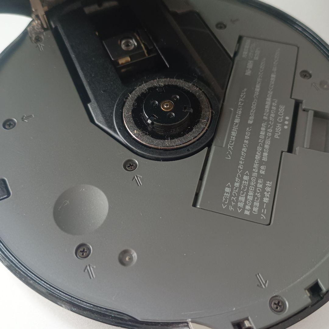 完全ジャンク品　ソニーSONYCDウォークマン D-NE10 本体のみ