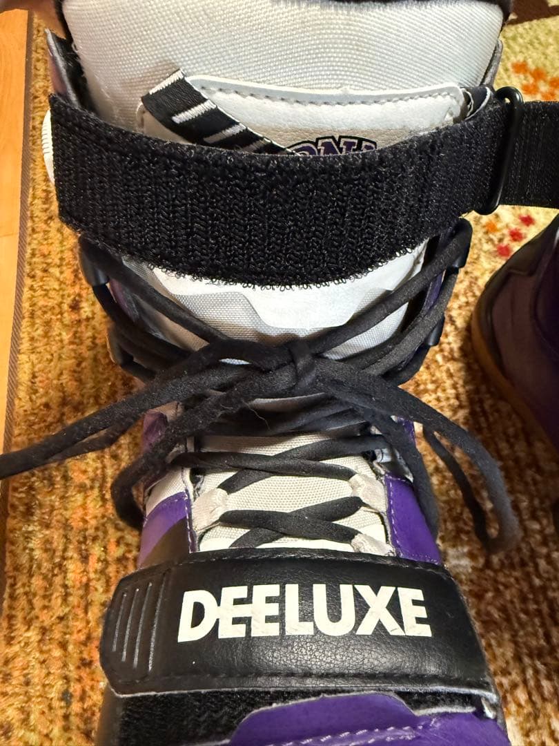 スノーボード deeluxe DNA pro