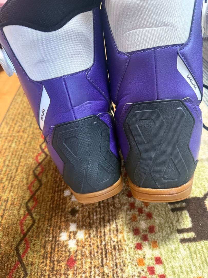 スノーボード deeluxe DNA pro