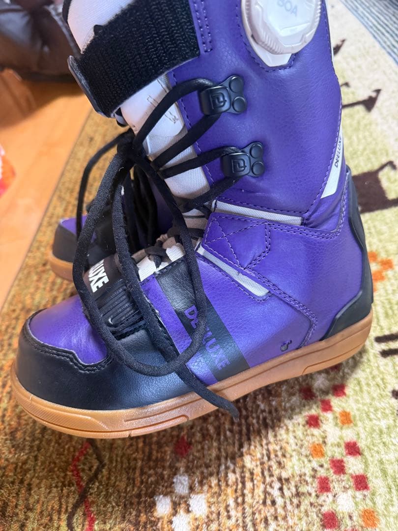 スノーボード deeluxe DNA pro