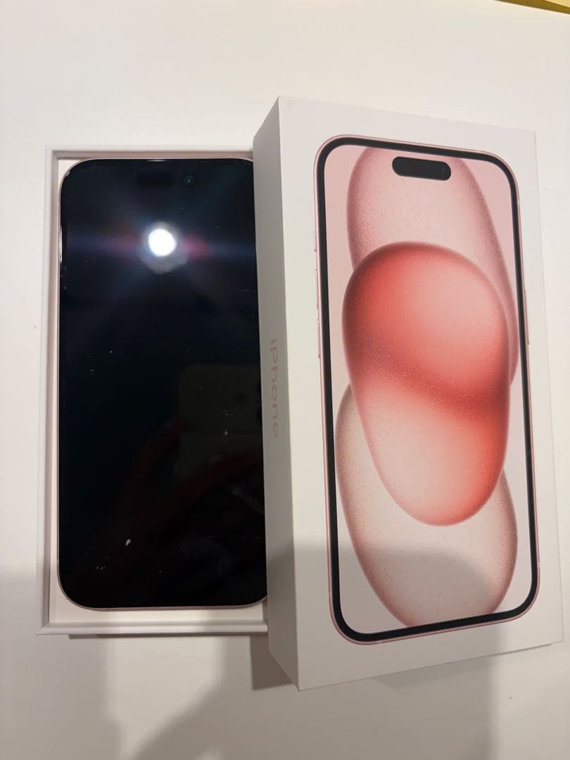 iPhone15 本体 256GB ピンク SIMフリー