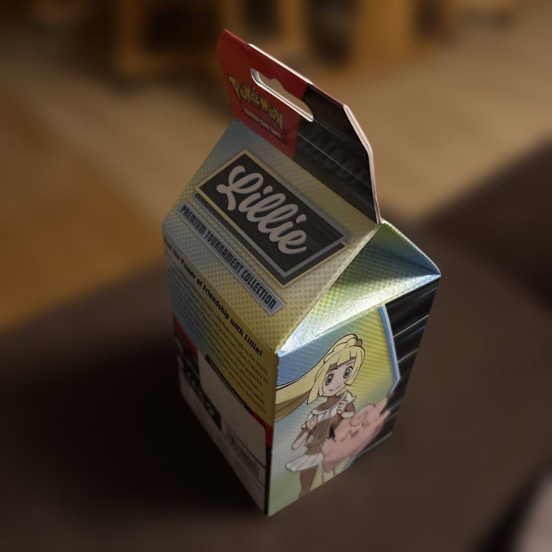 【新品未開封】英語版 ポケカ リーリエ＆ピッピプレミアムトーナメントコレクション