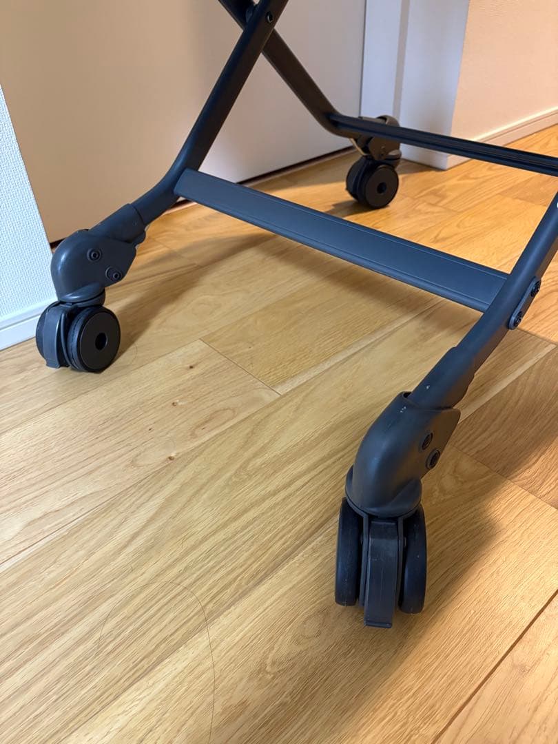 コンビ ホワイトレーベル ネムリラ オートスウィング スリープシェル EG 美品