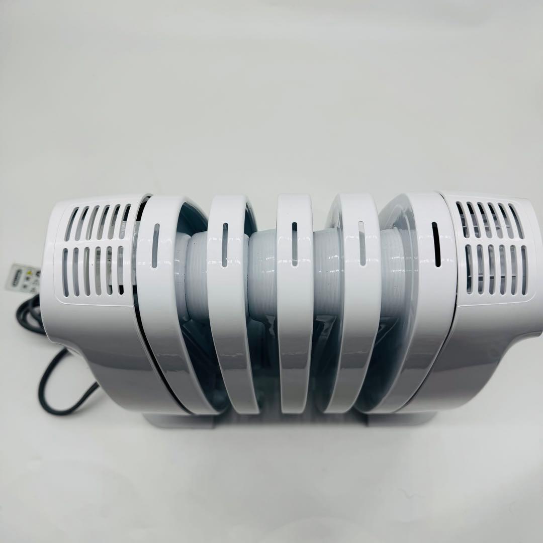 【送料無料】デロンギ オイルヒーター NJ0505E 取扱説明書付