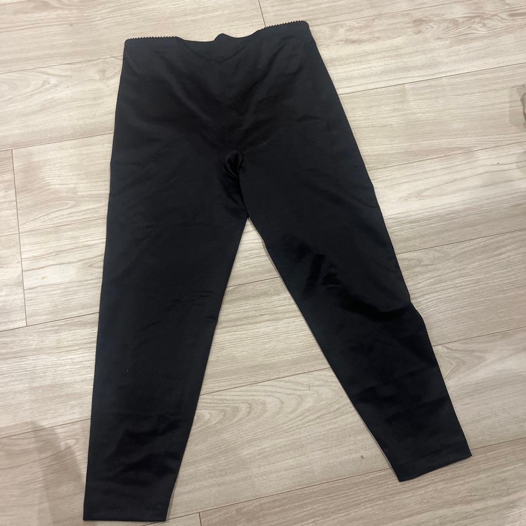 優越館　スパッツ