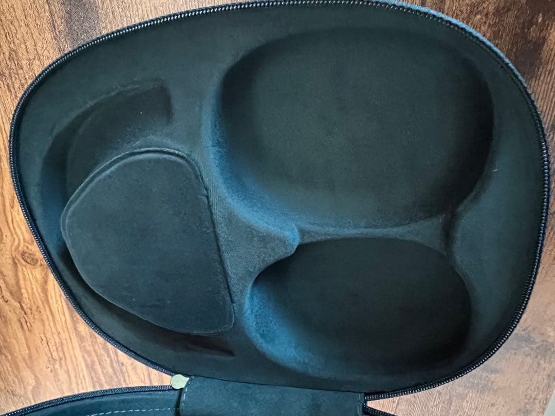 Bowers & Wilkins PX8 ダークフォレスト